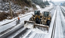 战冰雪 护民生——南方多地奋力迎战低温雨雪冰冻天气